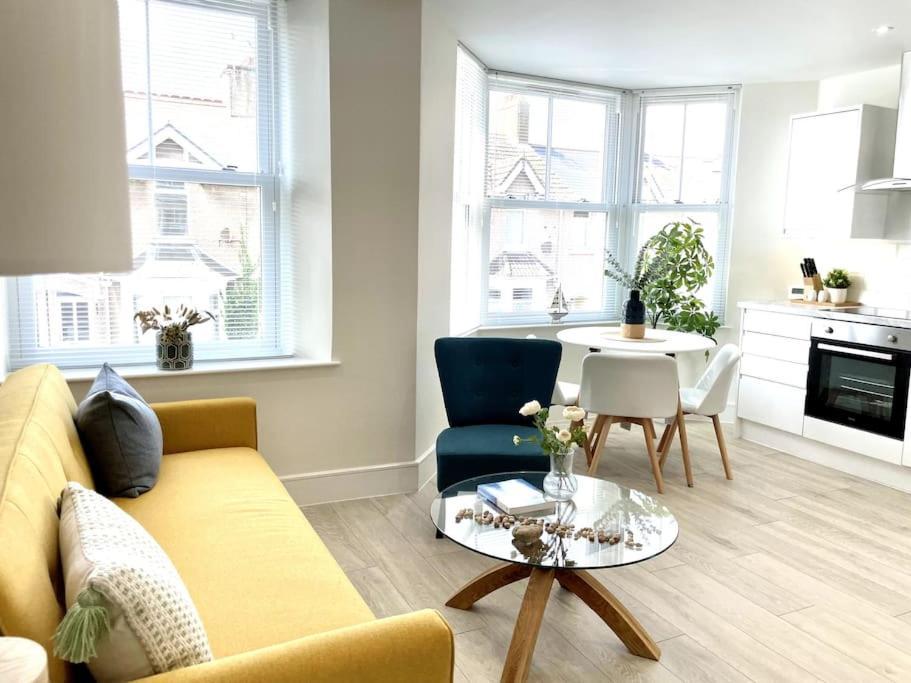 Luxury Porthcawl 1 Bedroom Apt, Prime Location Eksteriør billede
